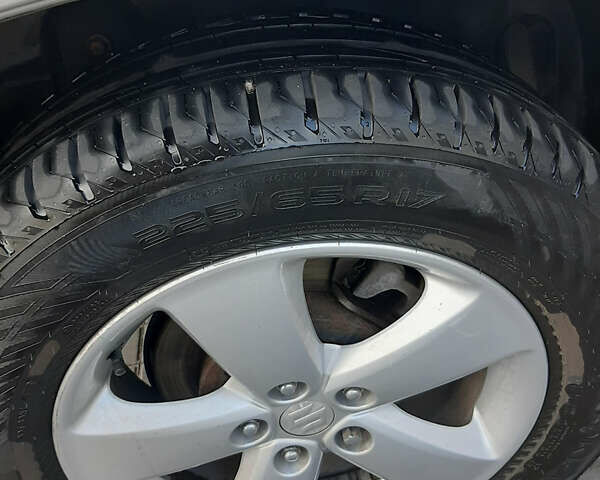 Сірий Сузукі Гранд Вітара, об'ємом двигуна 2.4 л та пробігом 69 тис. км за 12300 $, фото 6 на Automoto.ua