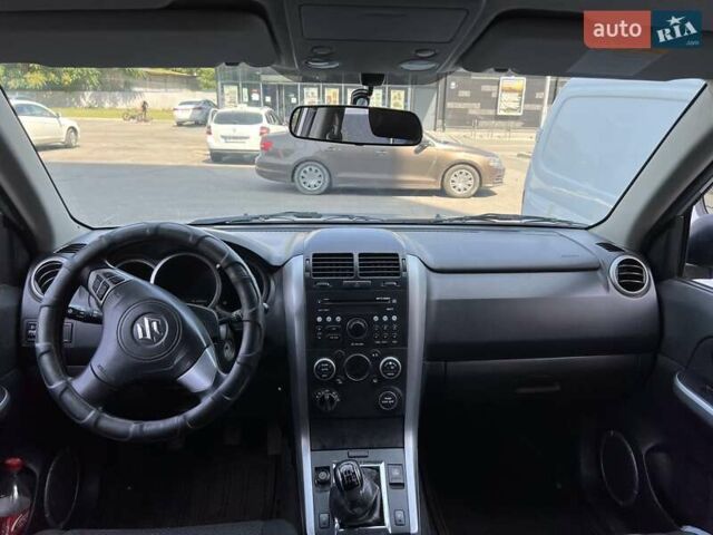 Серый Сузуки Гранд Витара, объемом двигателя 2.4 л и пробегом 91 тыс. км за 7850 $, фото 31 на Automoto.ua