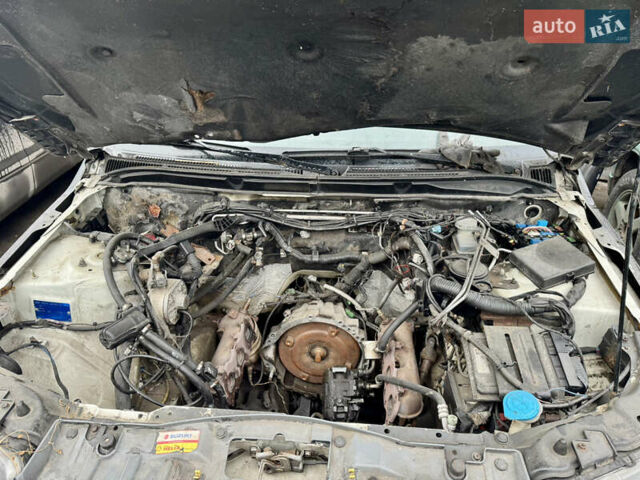 Серый Сузуки Гранд Витара, объемом двигателя 2.7 л и пробегом 258 тыс. км за 3500 $, фото 5 на Automoto.ua