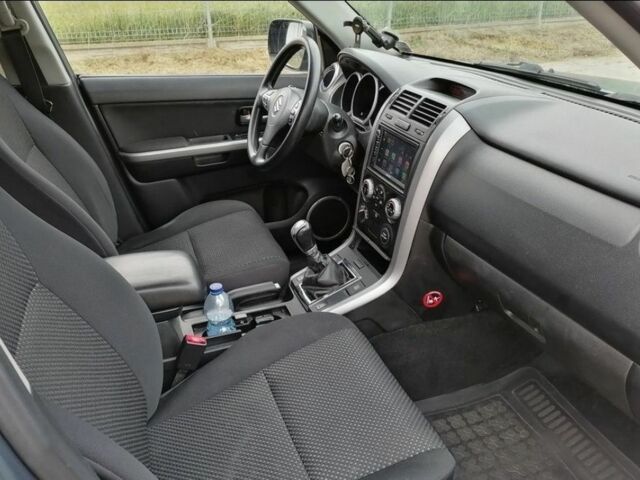 Серый Сузуки Гранд Витара, объемом двигателя 2.2 л и пробегом 270 тыс. км за 3000 $, фото 8 на Automoto.ua