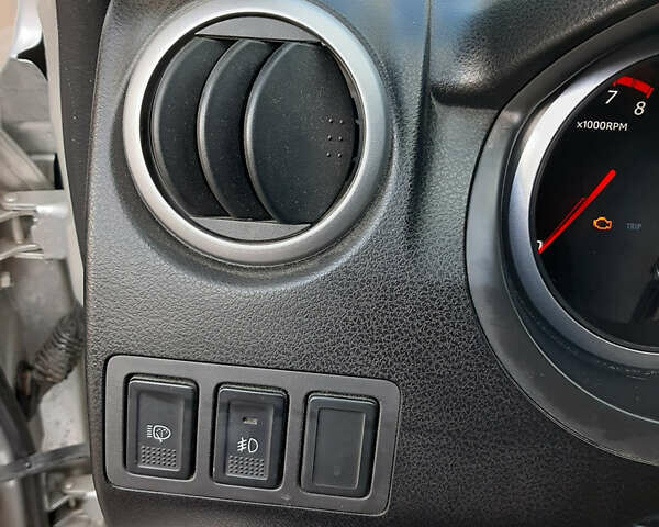 Сірий Сузукі Гранд Вітара, об'ємом двигуна 2.4 л та пробігом 69 тис. км за 12300 $, фото 15 на Automoto.ua