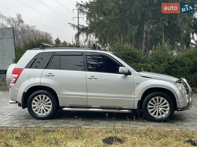 Серый Сузуки Гранд Витара, объемом двигателя 2 л и пробегом 171 тыс. км за 7900 $, фото 8 на Automoto.ua