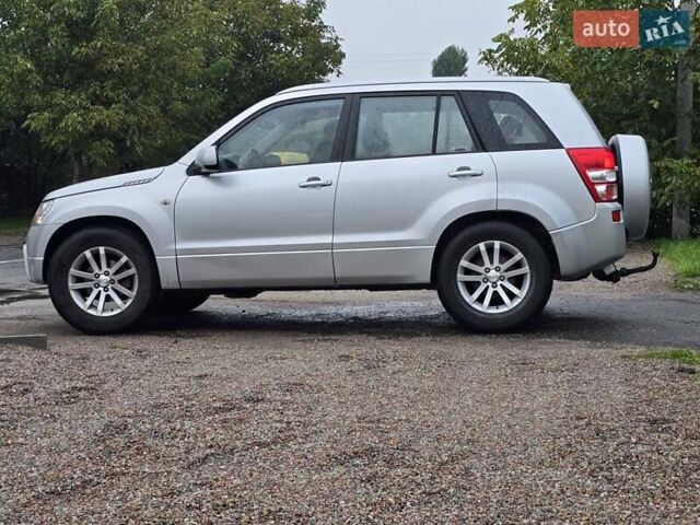 Сірий Сузукі Гранд Вітара, об'ємом двигуна 2 л та пробігом 163 тис. км за 3950 $, фото 36 на Automoto.ua