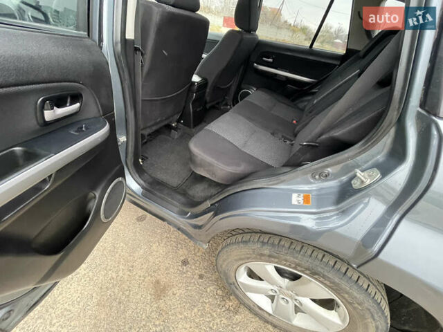 Сірий Сузукі Гранд Вітара, об'ємом двигуна 2 л та пробігом 218 тис. км за 6900 $, фото 14 на Automoto.ua