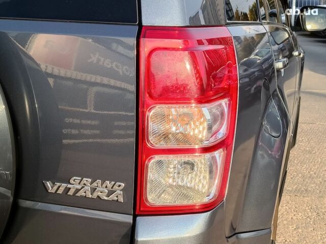 Серый Сузуки Гранд Витара, объемом двигателя 2 л и пробегом 204 тыс. км за 8490 $, фото 9 на Automoto.ua