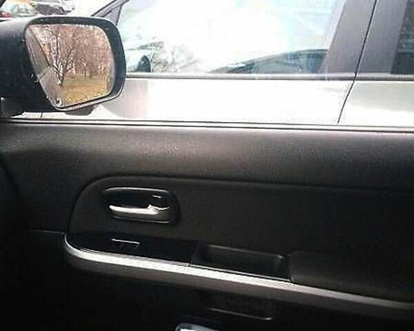 Сірий Сузукі Гранд Вітара, об'ємом двигуна 2 л та пробігом 250 тис. км за 7499 $, фото 16 на Automoto.ua
