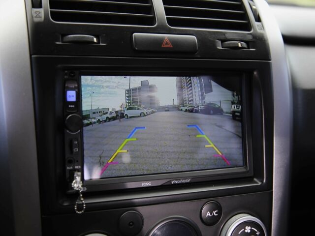 Серый Сузуки Гранд Витара, объемом двигателя 2.4 л и пробегом 225 тыс. км за 9500 $, фото 16 на Automoto.ua