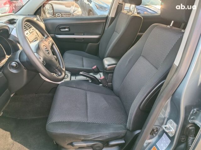 Серый Сузуки Гранд Витара, объемом двигателя 2 л и пробегом 204 тыс. км за 8490 $, фото 21 на Automoto.ua