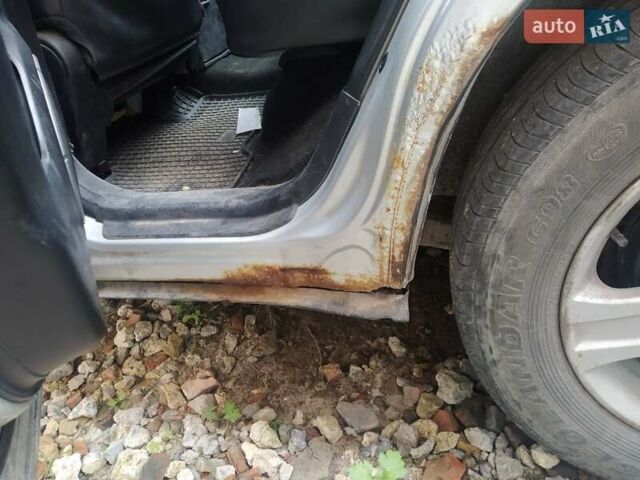 Серый Сузуки Гранд Витара, объемом двигателя 2 л и пробегом 277 тыс. км за 6700 $, фото 12 на Automoto.ua
