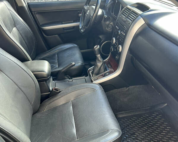 Сузуки Гранд Витара 2008 в Ивано-Франковске на Automoto.ua Серый Сузуки Гранд Витара, объемом двигателя 1.87 л и пробегом 138 тыс. км за 8700 $, фото 6 на Automoto.ua