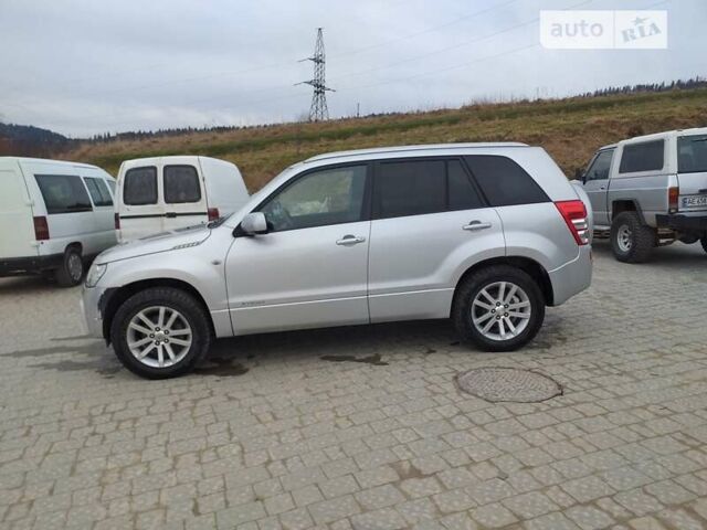 Сірий Сузукі Гранд Вітара, об'ємом двигуна 1.87 л та пробігом 228 тис. км за 8000 $, фото 18 на Automoto.ua