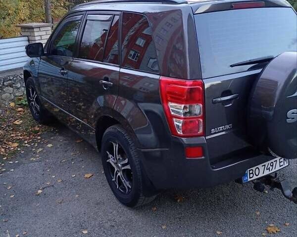 Сузуки Гранд Витара 2008 в Тернополе на Automoto.ua Серый Сузуки Гранд Витара, объемом двигателя 2.39 л и пробегом 282 тыс. км за 6100 $, фото 1 на Automoto.ua