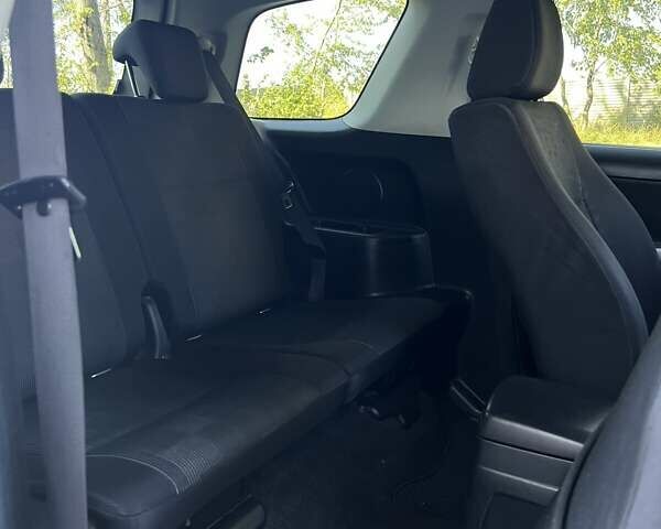 Серый Сузуки Гранд Витара, объемом двигателя 2.4 л и пробегом 200 тыс. км за 7900 $, фото 10 на Automoto.ua