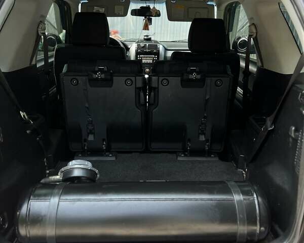 Серый Сузуки Гранд Витара, объемом двигателя 2.4 л и пробегом 200 тыс. км за 7900 $, фото 15 на Automoto.ua