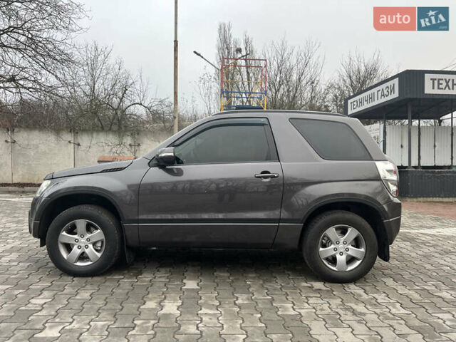 Сірий Сузукі Гранд Вітара, об'ємом двигуна 2.4 л та пробігом 200 тис. км за 7600 $, фото 4 на Automoto.ua