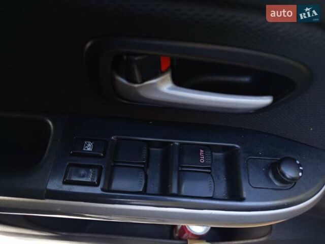Сірий Сузукі Гранд Вітара, об'ємом двигуна 2.4 л та пробігом 164 тис. км за 9000 $, фото 12 на Automoto.ua