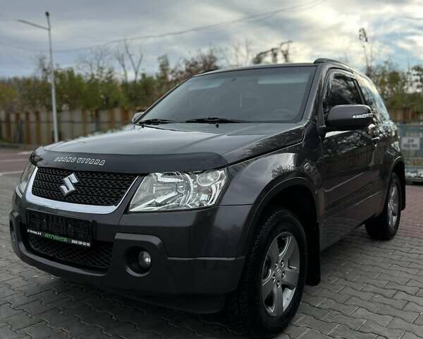 Серый Сузуки Гранд Витара, объемом двигателя 2.4 л и пробегом 200 тыс. км за 7900 $, фото 19 на Automoto.ua
