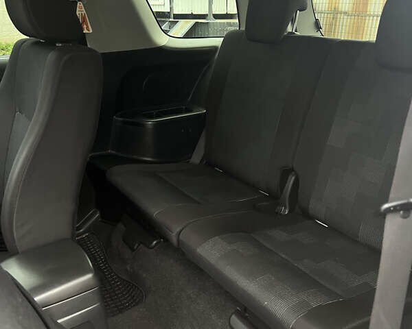 Сірий Сузукі Гранд Вітара, об'ємом двигуна 2.4 л та пробігом 200 тис. км за 7600 $, фото 12 на Automoto.ua