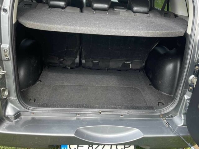 Серый Сузуки Гранд Витара, объемом двигателя 1.9 л и пробегом 222 тыс. км за 9000 $, фото 1 на Automoto.ua