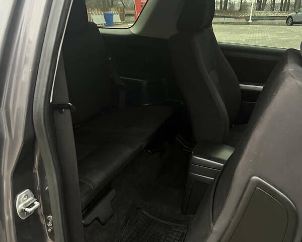 Сірий Сузукі Гранд Вітара, об'ємом двигуна 2.4 л та пробігом 200 тис. км за 7600 $, фото 10 на Automoto.ua