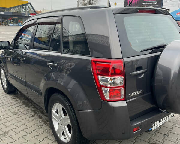 Серый Сузуки Гранд Витара, объемом двигателя 2.4 л и пробегом 156 тыс. км за 10500 $, фото 21 на Automoto.ua