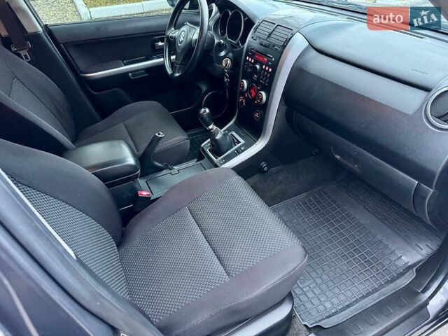 Серый Сузуки Гранд Витара, объемом двигателя 2.4 л и пробегом 200 тыс. км за 8200 $, фото 13 на Automoto.ua