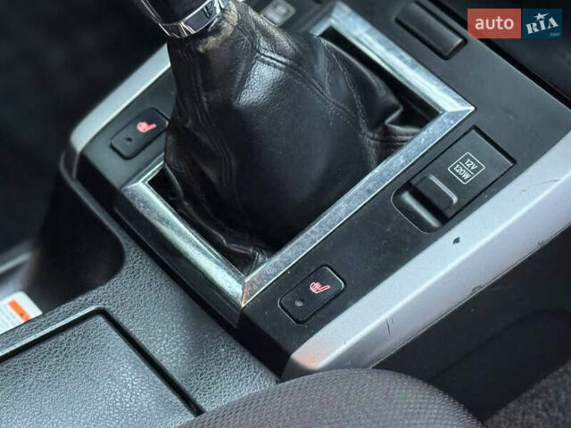Серый Сузуки Гранд Витара, объемом двигателя 2.4 л и пробегом 200 тыс. км за 8200 $, фото 15 на Automoto.ua