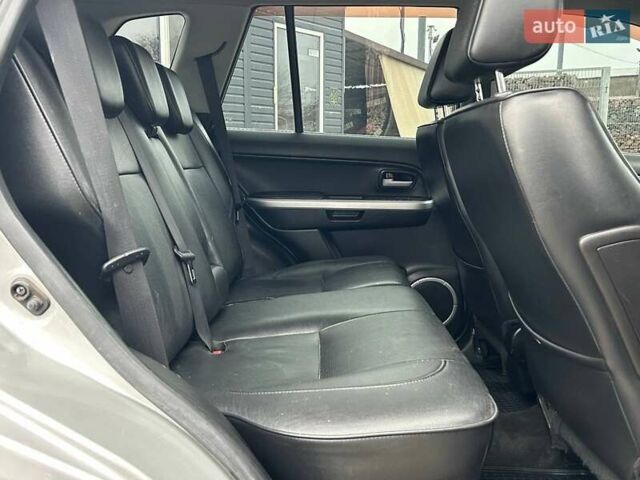 Сірий Сузукі Гранд Вітара, об'ємом двигуна 2.4 л та пробігом 148 тис. км за 8900 $, фото 32 на Automoto.ua