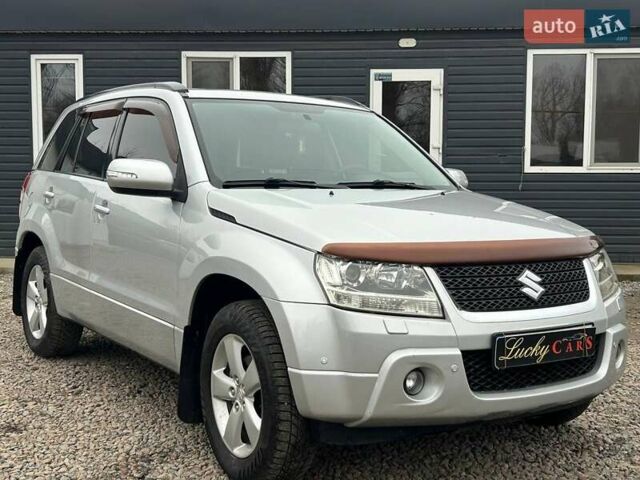 Сірий Сузукі Гранд Вітара, об'ємом двигуна 2.4 л та пробігом 148 тис. км за 8900 $, фото 1 на Automoto.ua