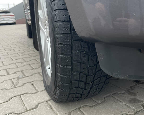 Серый Сузуки Гранд Витара, объемом двигателя 2.4 л и пробегом 156 тыс. км за 10500 $, фото 16 на Automoto.ua