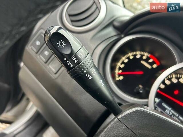 Сірий Сузукі Гранд Вітара, об'ємом двигуна 2.4 л та пробігом 148 тис. км за 8900 $, фото 21 на Automoto.ua