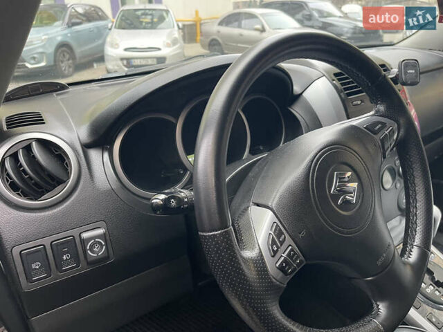 Серый Сузуки Гранд Витара, объемом двигателя 2.4 л и пробегом 156 тыс. км за 10500 $, фото 6 на Automoto.ua