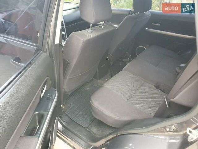 Сузуки Гранд Витара 2010 в Славянске на Automoto.ua Серый Сузуки Гранд Витара, объемом двигателя 2.4 л и пробегом 222 тыс. км за 10000 $, фото 8 на Automoto.ua