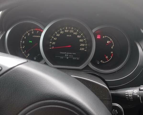 Сірий Сузукі Гранд Вітара, об'ємом двигуна 2.39 л та пробігом 120 тис. км за 10500 $, фото 2 на Automoto.ua