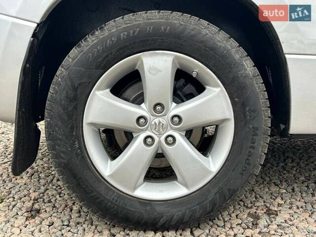Сірий Сузукі Гранд Вітара, об'ємом двигуна 2.4 л та пробігом 148 тис. км за 8900 $, фото 36 на Automoto.ua