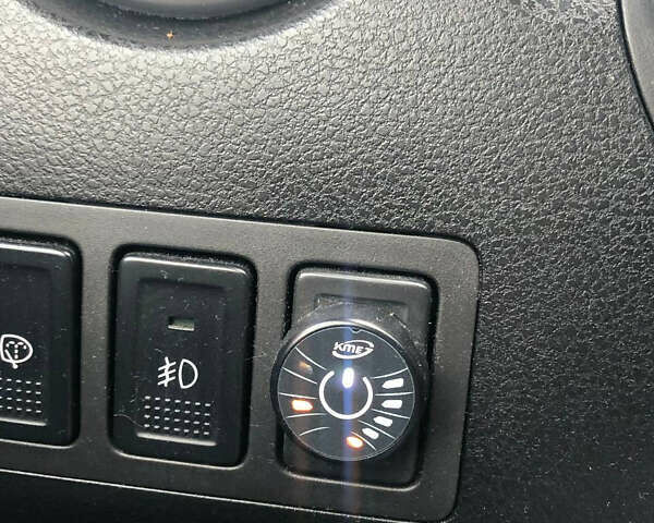 Серый Сузуки Гранд Витара, объемом двигателя 2.39 л и пробегом 202 тыс. км за 9700 $, фото 34 на Automoto.ua