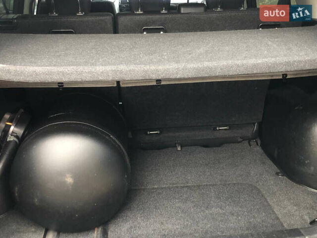 Серый Сузуки Гранд Витара, объемом двигателя 2.39 л и пробегом 202 тыс. км за 9700 $, фото 26 на Automoto.ua