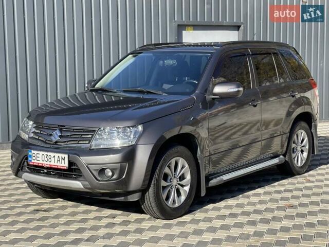 Серый Сузуки Гранд Витара, объемом двигателя 2.39 л и пробегом 110 тыс. км за 11999 $, фото 3 на Automoto.ua