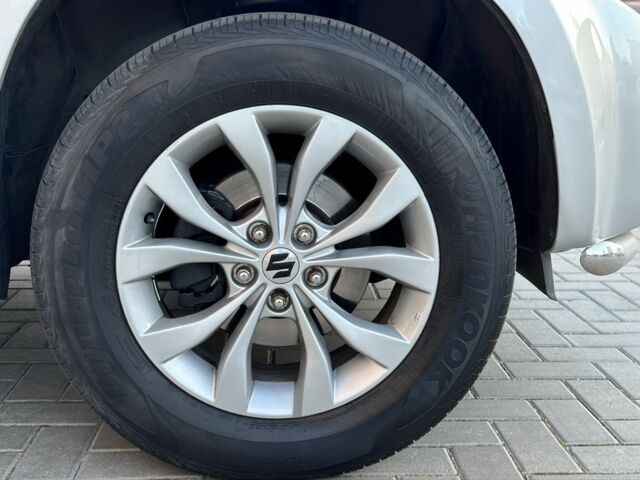 Сірий Сузукі Гранд Вітара, об'ємом двигуна 2.4 л та пробігом 155 тис. км за 11500 $, фото 21 на Automoto.ua