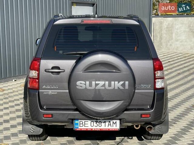 Серый Сузуки Гранд Витара, объемом двигателя 2.39 л и пробегом 110 тыс. км за 11999 $, фото 6 на Automoto.ua