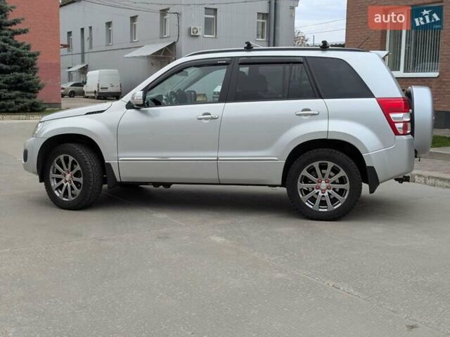 Сузуки Гранд Витара 2016 в Полтаве на Automoto.ua Серый Сузуки Гранд Витара, объемом двигателя 2.4 л и пробегом 71 тыс. км за 16300 $, фото 7 на Automoto.ua