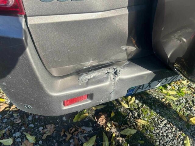 Серый Сузуки Гранд Витара, объемом двигателя 2.4 л и пробегом 117 тыс. км за 10000 $, фото 5 на Automoto.ua