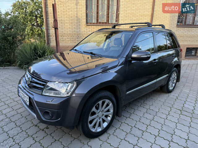 Серый Сузуки Гранд Витара, объемом двигателя 2.39 л и пробегом 65 тыс. км за 16800 $, фото 2 на Automoto.ua