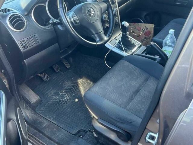 Серый Сузуки Гранд Витара, объемом двигателя 2.4 л и пробегом 117 тыс. км за 10000 $, фото 7 на Automoto.ua