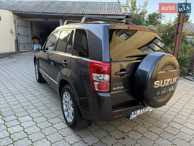 Серый Сузуки Гранд Витара, объемом двигателя 2.39 л и пробегом 65 тыс. км за 16800 $, фото 4 на Automoto.ua