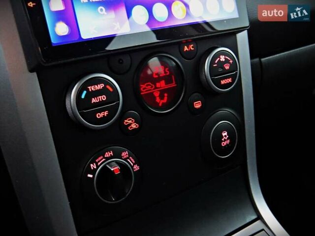 Серый Сузуки Гранд Витара, объемом двигателя 2.39 л и пробегом 271 тыс. км за 14500 $, фото 12 на Automoto.ua