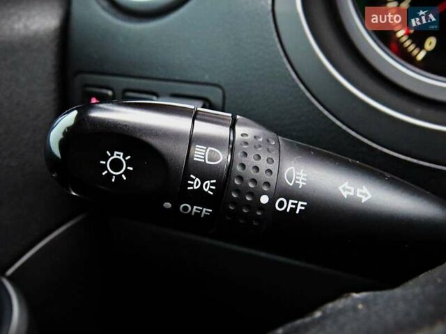 Серый Сузуки Гранд Витара, объемом двигателя 2.39 л и пробегом 271 тыс. км за 14500 $, фото 9 на Automoto.ua