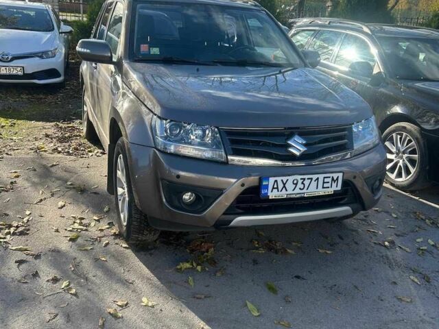 Серый Сузуки Гранд Витара, объемом двигателя 2.4 л и пробегом 117 тыс. км за 10000 $, фото 1 на Automoto.ua