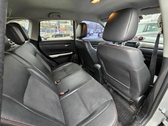 Сірий Сузукі Гранд Вітара, об'ємом двигуна 1.4 л та пробігом 214 тис. км за 12839 $, фото 4 на Automoto.ua