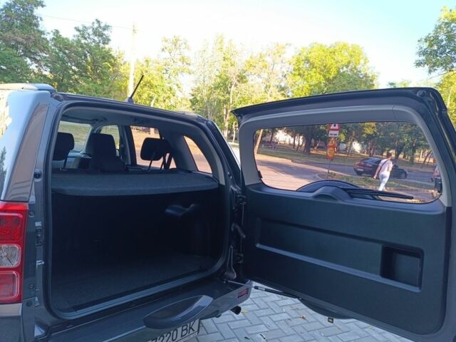 Сірий Сузукі Гранд Вітара, об'ємом двигуна 2.4 л та пробігом 21 тис. км за 17500 $, фото 20 на Automoto.ua